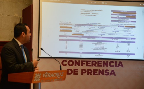 En conferencia del Gobernador, el secretario de Finanzas y Planeación, Jose Luis Lima Franco presentó un desglose de la remuneración bruta y neta, percepciones en efectivo, especie, sueldos, prestaciones, gratificaciones, primas, comisiones, dietas, bonos, estímulos, apoyos económicos, ingresos sistemas de compensación.

