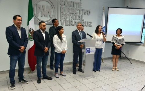 La dirigencia estatal del Partido Acción Nacional (PAN) exigió al gobierno de Morena otorgar un ingreso básico universal a quienes se encuentran en condición de pobreza extrema y pobreza laboral, equivalente al valor de la canasta básica alimentaria , a fin de mitigar la crisis económica y el impacto negativo de la inflación. 