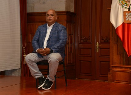 El secretario de Gobierno, Eric Cisneros Burgos, pidió a los veracruzanos aprovechar beneficios de septiembre el <em>Mes del Testamento</em>. Todo el mes, notarios aplicarán tarifa generalizada de mil pesos para este documento.