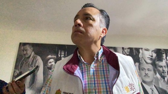En ese sentido, el gobernador Cuitláhuac García Jiménez, adelantó que  promovió un acuerdo con el fiscal general de la República, Alejandro Gertz Manero, para exhortar a la Suprema Corte de Justicia de la Nación a no eliminar la presión preventiva oficiosa. Asimismo, confirmó alerta gris en el estado por las intensa lluvias que se dejaron sentir desde la madrugada de este sábado.
