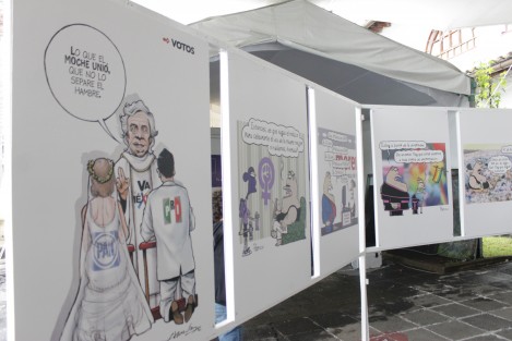 A la par de la charla entre moneros, se montó una pequeña exposición de caricaturas de los participantes en el evento.  