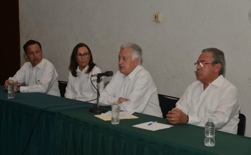 Detalló que la comisión especial deberá de entregar en un plazo de ocho días un análisis de las condiciones de seguridad de los trabajadores para el desempeño de su labor.