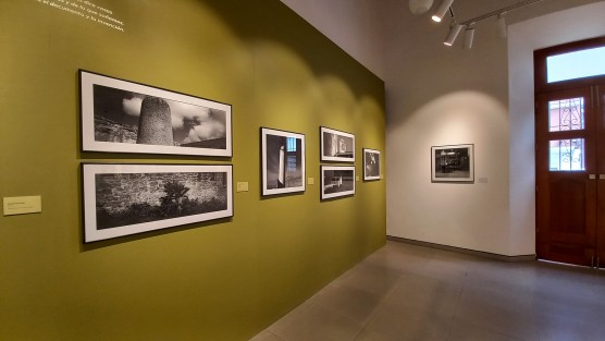 En la Galería Ramón Alva de la Canal, de la Universidad Veracruzana, se presenta actualmente la exposición fotográfica <em>Invisible</em> de Adrián Mendieta.  