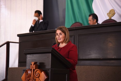 La presidenta de la Mesa Directiva de la LXVI Legislatura, diputada Cecilia Guevara, hizo uso de la voz para expresar que hablar de Don Heberto Castillo, es hacer referencia a uno de los veracruzanos más destacados para entender el pasado y el presente como pueblo.