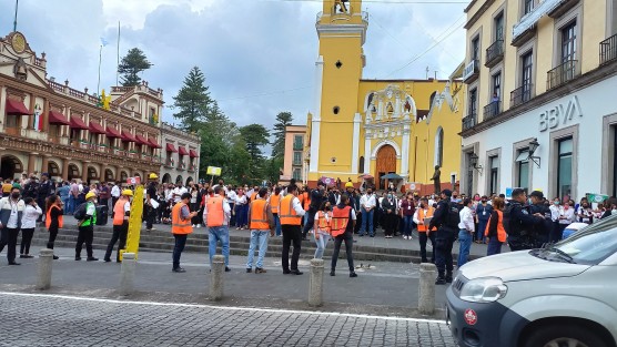 Tras el sismo registrado a las 13:05, personal de SSP y oficinas de Gobierno, volvieron a desalojar sus edificios. 
