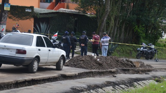 De manera extraoficial, se sabe que el agresor  al emprender la huida, resbaló y sufrió un fuerte golpe en la cabeza, quedando gravemente herido. Al llegar los paramédicos, lo trasladaron a un hospital, donde se mantiene delicado de salud, pero en calidad de detenido.

