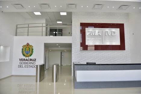 La modernización total del recinto inició desde su estructura metálica base; cuenta con cinco pisos para oficinas, auditorio, recepción en planta baja y elevador, además de muros en fachada exterior de primer y segundo piso, aire acondicionado, luminarias y sistema eléctrico; alojará también modernas salas de Medicina Deportiva con terapias y atención para las y los atletas. 