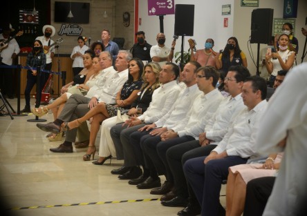 El gobernador Cuitláhuac Jiménez García inauguró los vuelos ruta Aeropuerto Internacional Felipe Ángeles al Aeropuerto Internacional General Heriberto Jara corona, AIFA-VER.