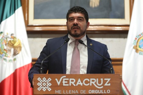 De acuerdo con el titular de la SEV, Zenyazen Escobar García, la mayoría de los planteles atendidos pertenecen al sistema de Educación Indígena y la estrategia obedece a la Nueva Escuela Mexicana, en la visión de lograr una enseñanza integral y de excelencia.