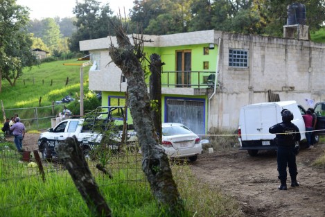 La SSP informó que tras un reporte a la línea de emergencias 911, elementos de la Secretaría de Seguridad Pública localizaron a un menor sin vida, en la colonia Ejido Emiliano Zapata, en el municipio de Xalapa.

