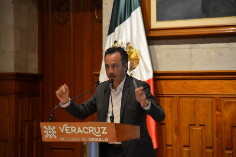 Que me investiguen, así reaccionó el gobernador Cuitláhuac García Jiménez a la revelación de documentos filtrados de Guacamaya Leaks, de que habría apoyado la entrada de grupos delictivos a Veracruz.