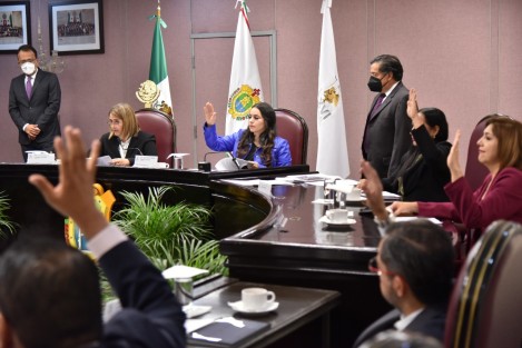 El diputado Roberto Francisco San Román Solana, propone que las sesiones públicas de Cabildo sean transmitidas en directo a través de las plataformas digitales o medios electrónicos con que cuente el Ayuntamiento, de manera obligatoria, sin cortes o edición.