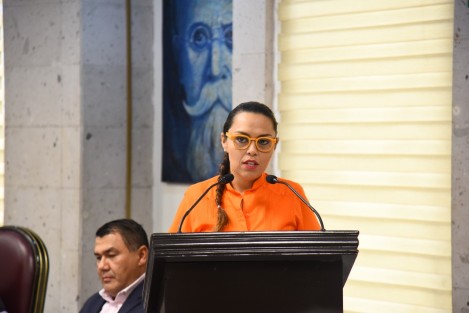 Facilitar la regularización de los terrenos de propiedad municipal en los que se encuentran asentados planteles educativos, centros de salud, hospitales e instalaciones de seguridad pública es el propósito de la iniciativa de reforma a la Constitución Política del estado presentada por la diputada Ruth Callejas Roldán.