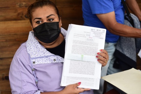 La señora  Adelina Herrera Iquera denunció que el Juzgado Cuarto de Primera Instancia radicado en Martínez de la Torre ordenó el desalojo de una propiedad ubicada en la localidad El Cañizo perteneciente al mencionado municipio, cuando ella cuenta con las escrituras y comprobantes de pago de impuesto pedial. 


