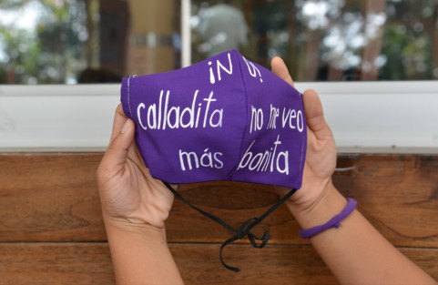 Integrantes de la colectiva Sobrevivientes de Feminicidio dieron conferencia de prensa y posteriormente se manifestaron en la Fiscalía Especializada en Violencia contra las Mujeres, en la ciudad de Xalapa.
