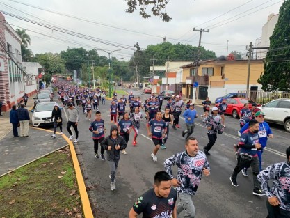En el evento contó con la distinguida participación del Gobernador del Estado, Cuitláhuac García, así como servidoras y servidores públicos del Estado, elementos de seguridad pública y familias veracruzanas. 
