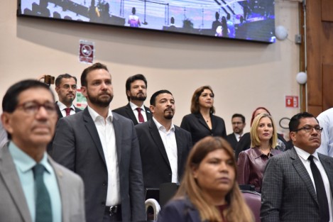 Con 42 votos a favor, siete en contra y una abstención, el Pleno de la LXVI Legislatura aprobó la extinción del Tribunal Estatal de Justicia Administrativa (Tejav) y la creación del Tribunal de Justicia Administrativa del Estado de Veracruz (Trijaev).