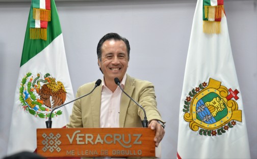 Ante las aspiraciones de actuales funcionarios de Gobierno por la Presidencia de la República, el gobernador Cuitláhuac García Jiménez pidió que le pregunten hasta diciembre de 2023 si es que dejaría el cargo para apoyar a alguna de las corcholatas, aunque comentó que él preferiría terminar su periodo. 