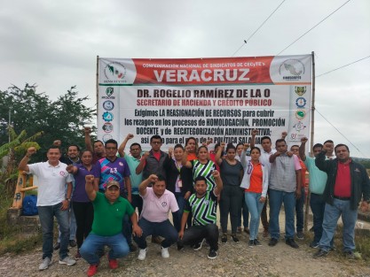 Los trabajadores del Colegio de Estudios Científicos y Tecnológicos del Estado de Veracruz (Cecytev) continúan en paro laboral y este jueves 27 de octubre cumplen cuatro días con las protestas.
