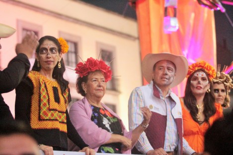 Autoridades estatales presidieron el Desfile de Catrinas 2022.