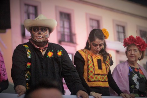Autoridades estatales presidieron el Desfile de Catrinas 2022.