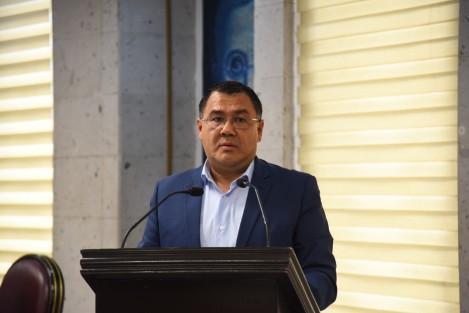 El diputado Othón Hernández Candanedo propuso, mediante una iniciativa, homologar la Ley de Aguas del Estado con la Ley Orgánica del Municipio Libre a fin de que sea otorgado un subsidio a todas las personas usuarias del servicio de agua potable que sean jubiladas, pensionadas, a sus viudas, viudos, concubinas o concubinos y a personas con discapacidad.

