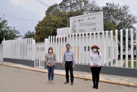 Luego de cuatro años, el gobierno de la Cuarta Transformación ha ejecutado más de 2 mil 900 obras en todos los rincones del estado, allá donde los gobiernos anteriores solamente compraban votos, nosotros fuimos a construir, expresó con orgullo el gobernador Cuitláhuac García Jiménez.