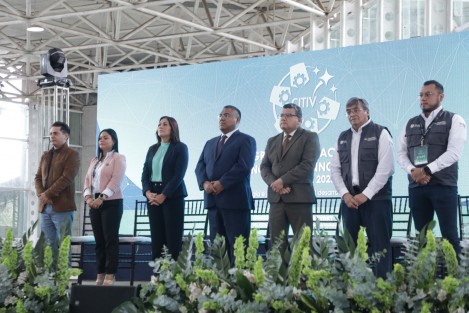Este jueves fue inaugurado el primer Congreso Internacional de Tecnología e Innovación Veracruz 2022, espacio para la generación de vínculos e intercambio de conocimientos que generen un impacto significativo en el bienestar de la sociedad, conformado por cuatro conferencias magistrales y ocho plenarias en diversos rubros.

