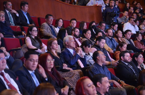 Presentes en el Informe de la magistradas estuvieron diputados locales, funcionarios de gobierno e incluso el papá del gobernador y ex diputado Atanasio García.