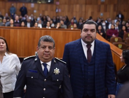 El secretario de Seguridad Pública, Cuauhtémoc Zúñiga Bonilla, compareció ante diputados como parte de la Glosa del IV Informe de Gobierno del Gobernador Cuitláhuac García Jiménez.

 