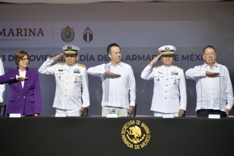 El gobernador Cuitláhuac García Jiménez encabezó en Tuxpan la ceremonia de conmemoración por el Día de la Armada de México.