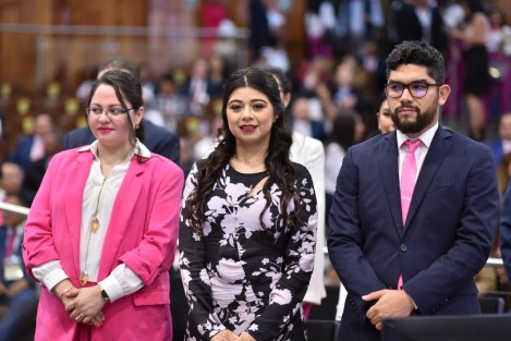 Veracruz es uno de los diez estados mejor posicionados en vinculación y movilidad laboral, con más y mejores oportunidades, capacitación, orientación, promoción, inclusión y respeto a los derechos laborales, aseveró la titular de la Secretaría de Trabajo, Previsión Social y Productividad (STPSP), Dorheny Cayetano, en su comparecencia ante este Congreso con motivo del cierre del ejercicio 2022. 