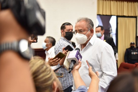 El Ayuntamiento, en coordinación con dependencias estatales y federales, realizará un operativo de supervisión y vigilancia en la zona de El Dique, con motivo de los festejos guadalupanos, informó el director de Protección Civil, Luis Sardiña Salgado.