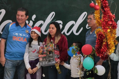 Para mantener vivas las tradiciones se organizó un concurso de ramas, donde participaron familias juntando varias generaciones. Por votación del público, se otorgaron premios a los primeros lugares. 