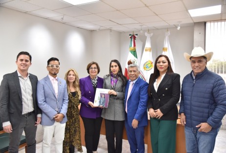 En representación de la LXVI Legislatura del estado, su presidenta, la diputada Margarita Corro Mendoza, recibió a titulares de organismos autónomos que, en cumplimiento con el párrafo II del Artículo 67 de la Constitución Política del Estado de Veracruz, entregaron sus respectivos informes que contienen las labores realizadas durante el año.