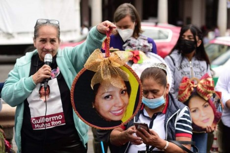 Comentaron que sus seres queridos se extraviaron en distintas regiones del estado de Veracruz, algunos de ellos desde hace más de diez años, pero las investigaciones no avanzan para su localización. 