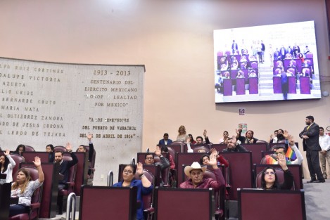 Con 43 votos a favor, el Pleno de la LXVI Legislatura del estado de Veracruz aprobó el dictamen presentado por la Comisión de Hacienda del Estado, por el cual se aprueba la Ley de Ingresos para el Ejercicio Fiscal 2023 y que asciende a la cantidad de 148 mil 474 millones 622 mil 171 pesos.