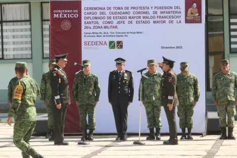 Este jueves se llevó a cabo la ceremonia de toma de protesta y posesión del cargo al  Coronel de Infantería diplomado de Estado Mayor Waldo Franceschy Santos, como jefe de estado mayor de la 26/a zona militar en campo militar No.26-A. 