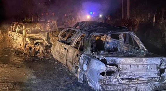 Un aparatoso accidente automovilístico se registró en la carretera Jalcomulco- Coatepec, por fortuna solo hubo daños materiales, al menos seis personas resultaron heridas  personal de escuadrón Nacional de Rescate Tlaltetela , Protección Civil Coatepec, Bomberos de Coatepec, Policía Municipal, Ambulancias y Tránsito, acudieron al llamado de emergencia.