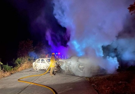 Un aparatoso accidente automovilístico se registró en la carretera Jalcomulco- Coatepec, por fortuna solo hubo daños materiales, al menos seis personas resultaron heridas  personal de escuadrón Nacional de Rescate Tlaltetela , Protección Civil Coatepec, Bomberos de Coatepec, Policía Municipal, Ambulancias y Tránsito, acudieron al llamado de emergencia.