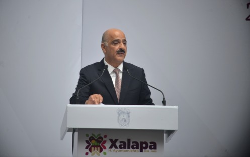 Tras rendir su Primer Informe de Gobierno, en el que destacó las 255 obras y acciones de infraestructura realizadas, las 11 mil audiencias ciudadanas, cientos de eventos culturales y la mejora constante de la imagen urbana, expresó que con trabajo y transparencia, la Administración avanza con un primer año de compromisos cumplidos, desarrollo social incluyente, desarrollo económico, ambiental y modernización institucional.
