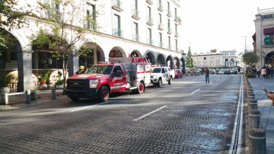La mañana de este miércoles se reportó una fuga de gas sobre la calle Enríquez, proveniente de una toma ubicada en el edifico Nachita, del centro de la ciudad; cuerpos de emergencia acudieron para atenderla y el paso fue bloqueado por algunos minutos.