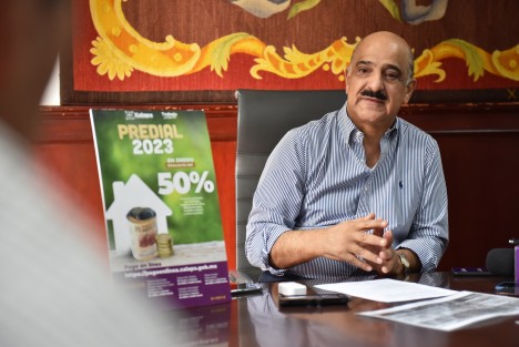 El presidente municipal Ricardo Ahued Bardahuil detalló que Xalapa tiene actualmente 155 mil predios registrados, por lo que la meta es recaudar cerca de 90 millones de pesos, de acuerdo con la actualización del traslado de dominio y ajustes inflacionarios. 
