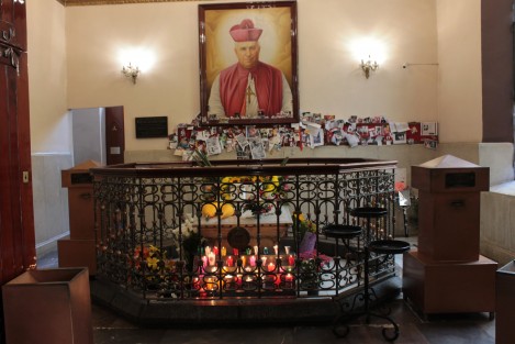 Tradición de los católicos, agradecer por el año que termina, y pedir por el que inicia.