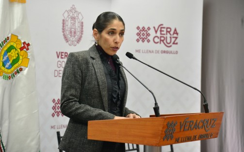 La  Fiscal General del Estado, Verónica Hernández Giadáns, habló sobre los hechos violentos de la noche de ayer en Poza Rica, Ver., donde confirmó 8 muertos en tres eventos diferentes, no un número mayor como se difundió en medios.  