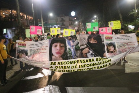 Familiares de Juan Luis Guevara Zavala, desaparecido el 16 de diciembre en Actopan; y Fátima Cristal González Patlas, desaparecida en Villa Aldama el 9 de diciembre, marcharon este miércoles para pedir la aparición con vida de sus seres queridos y exigir a la Fiscalía agilizar las investigaciones.