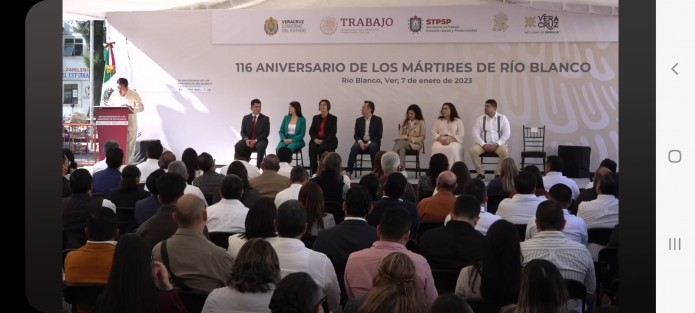 Con la presencia de la Secretaria del Trabajo a nivel federal, Luisa Alcalde Luján, el Gobernador Cuitláhuac García encabezó la ceremonia por el 116 Aniversario de los Mártires de Río Blanco. 