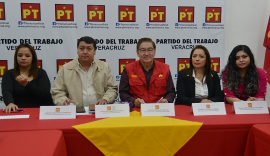 Petistas expresaron que sin duda la sexta ola de contagios por el covid-19 ha llegado a nuestro Estado; por tal razón, hacen eco a la propuesta del titular de la Secretaría de Educación de Veracruz, quien señala necesario, aunque no obligatorio, el uso de cubre bocas en las escuelas.