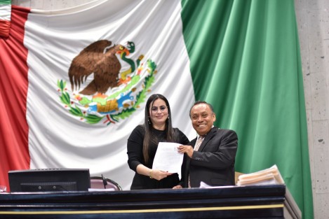 El diputado Bonifacio Castillo Cruz dio a conocer ante el Pleno de la LXVI Legislatura un Anteproyecto de Punto de Acuerdo, a efecto que este Congreso haga un exhorto a la titular del Tribunal Superior de Justicia y del Consejo de la Judicatura del Poder Judicial del Estado de Veracruz, para que tenga a bien revisar los expedientes de personas indígenas privadas de su libertad que pudieran haber sido sujetos de una mala praxis.
