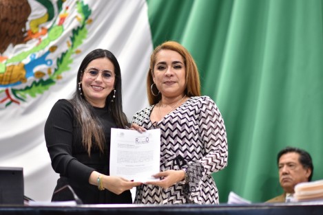 La diputada Citlali Medellín Careaga presentó un Anteproyecto de Punto de Acuerdo por el que se exhorta a los 212 ayuntamientos veracruzanos a realizar acciones para una recaudación eficiente del impuesto predial.